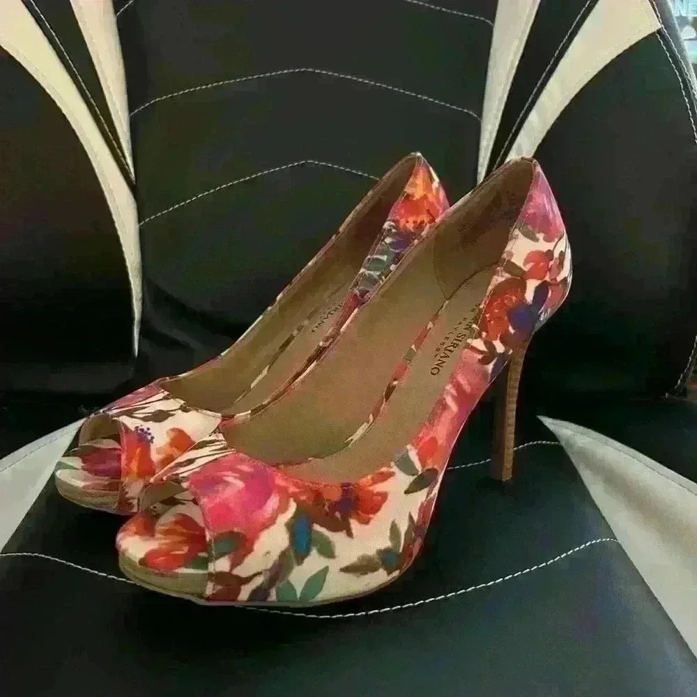 Christian Siriano Pink and White Peep Toe Heels